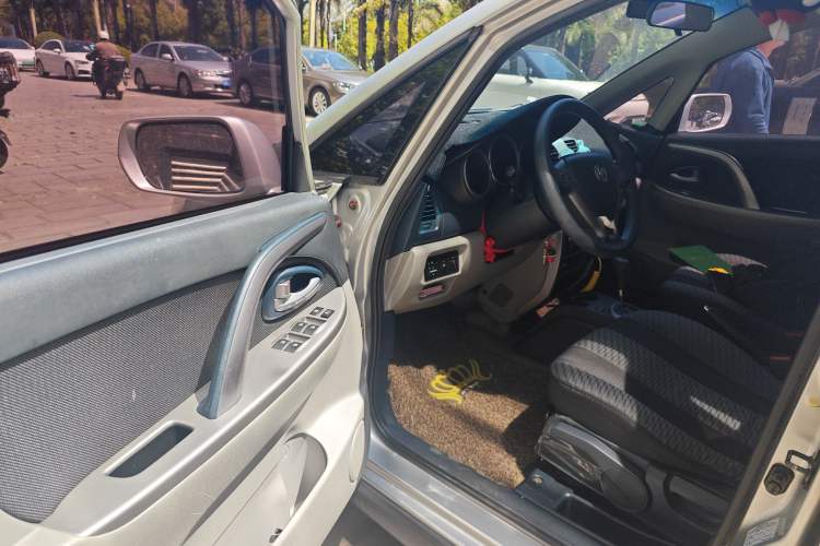 Used CHANGAN CX20 2011 1.3L Automatic Sport Edition