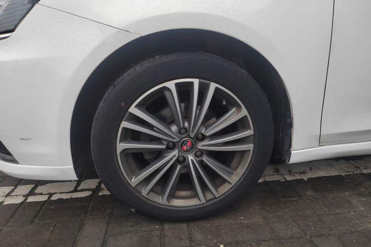 Used Roewe i6 2020 PLUS 1.6L CVT 4G Connected Glory Flagship Edition

