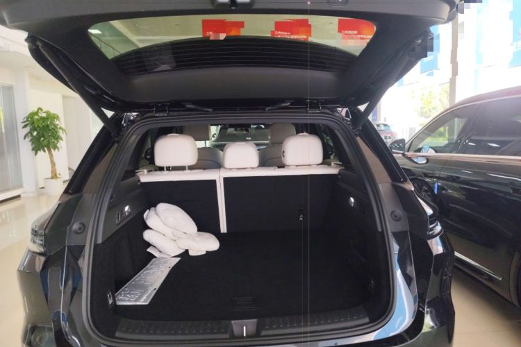 Used Li Auto L6 2025 Max Smart Refresh Edition Trunk