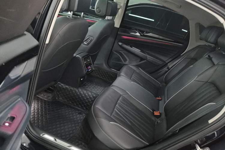 Used Volkswagen Passat 2023 Restyled 330TSI Starry Luxury Edition