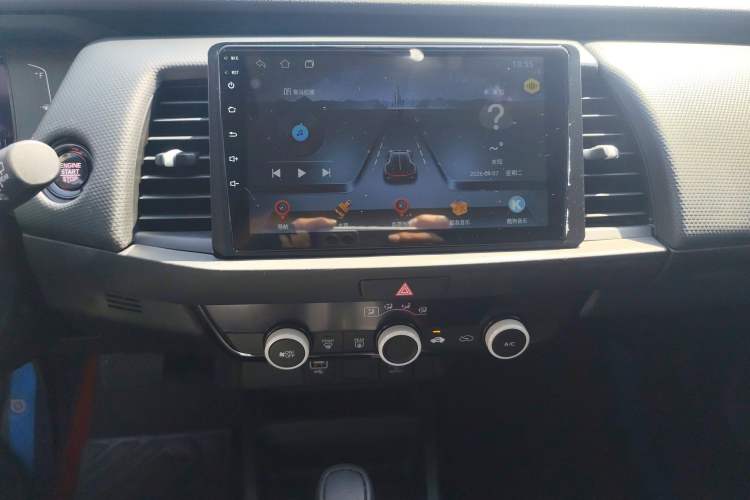 Used Honda Fit 2021 1.5L CVT Trend Edition Audio And AC Panel