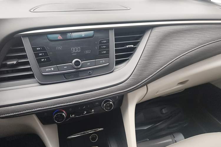 Used Buick GL6 2018 18T 6-Seater Elite Model