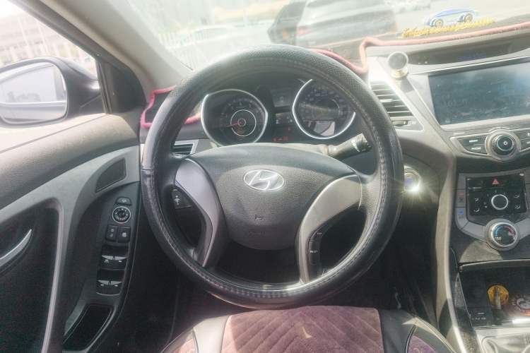 Used Hyundai Elantra (5th Generation / Langdong) 2016 1.6L Manual Luxury Model Steering Wheel