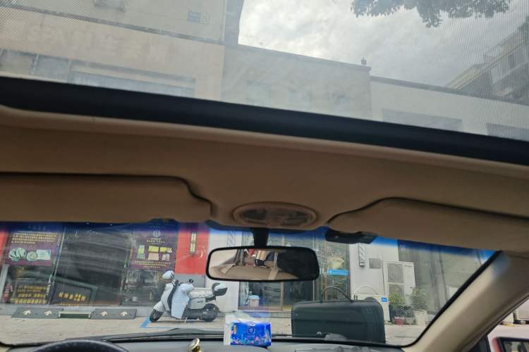 Used Buick Excelle 2011 1.6 LE-MT Headliner