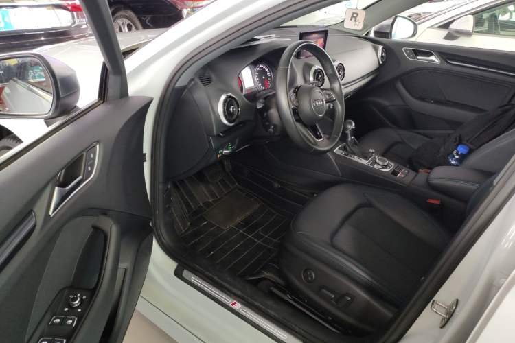 Used Audi A3 2020 Limousine 35 TFSI Fashion Edition China VI Emission Standard