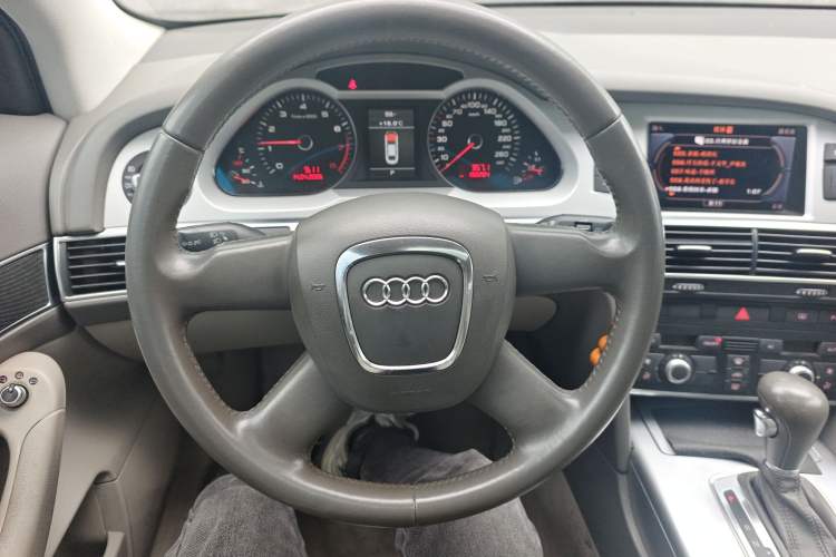Used Audi A6L 2011 2.0 TFSI Automatic Standard Edition Steering Wheel