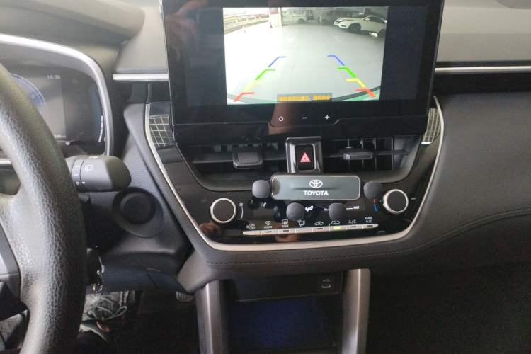 Used Toyota FRONTLANDER 2024 2.0L CVT Elite Edition
