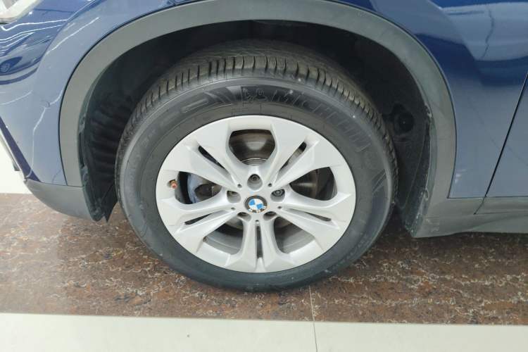 Used BMW X1 2016 sDrive18Li Premium Edition
