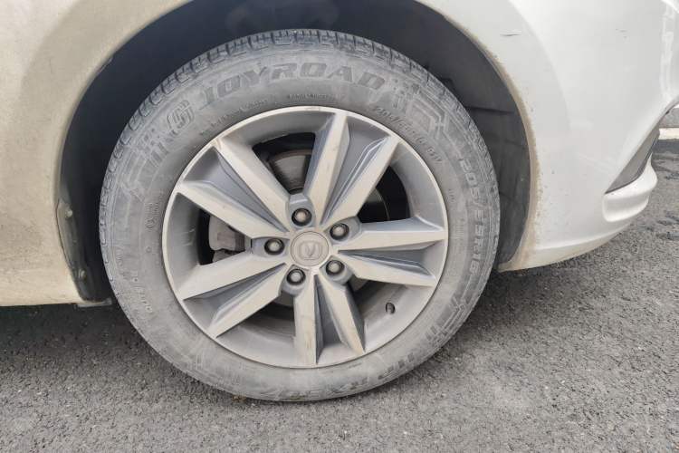 Used Changan Eado 2016 1.6L Manual Fashion Edition
