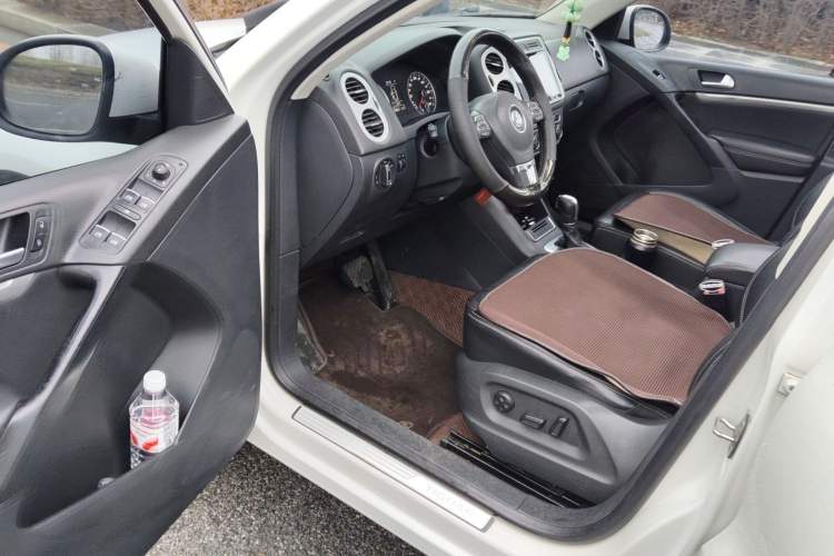 Used Volkswagen Tiguan 2017 300TSI Automatic Two-Wheel Drive Silk Road Comfort Edition Driver Seat