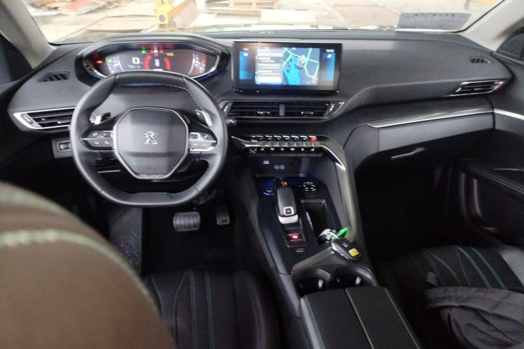 Used Peugeot 4008 2021 360THP Technology Edition Center Console