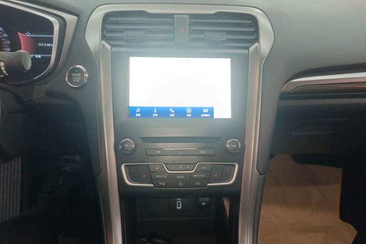 Used Ford Mondeo 2017 Facelifted EcoBoost 200 Luxury Version