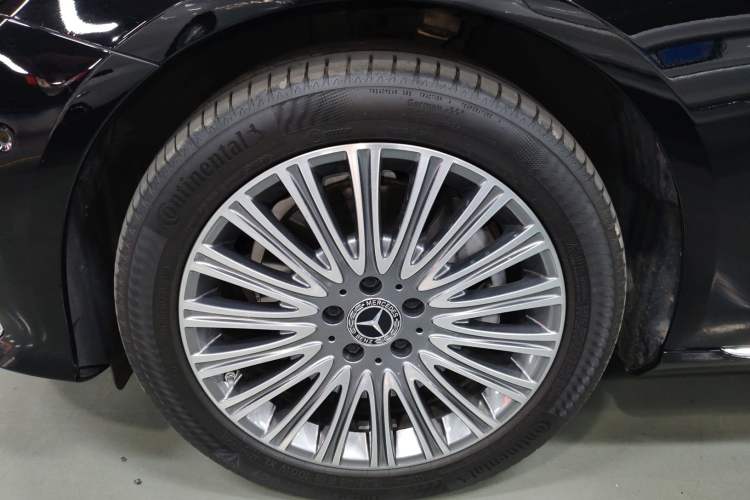 Used Mercedes-Benz E-Class 2023 E 300 L Stylish Model
