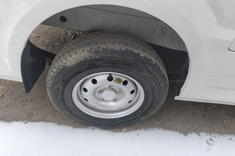 Used Dongfeng Yufeng EM27 2024 EM27L BYD CATL 41.86 kWh