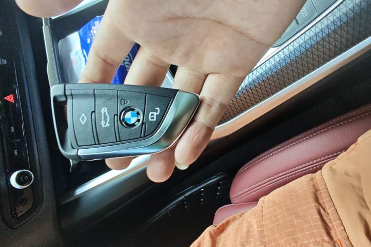 Used BMW i3 2023 eDrive 40 L Midnight Sports Package