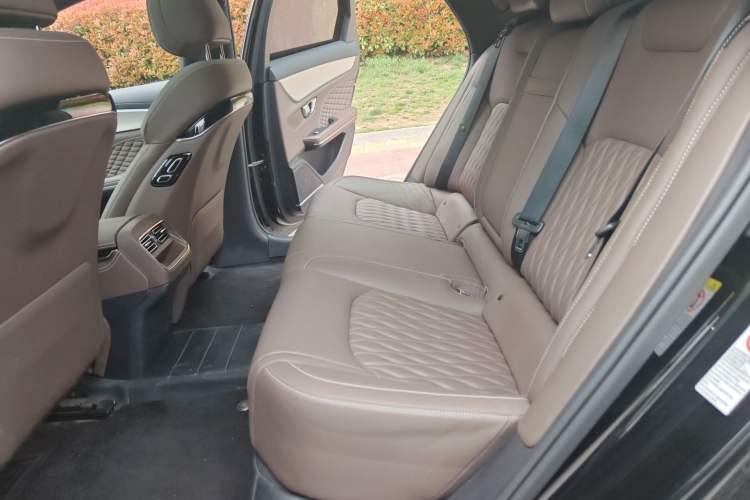 Used BYD Han 2024 DM-i Glory Edition 121KM Elite Model
