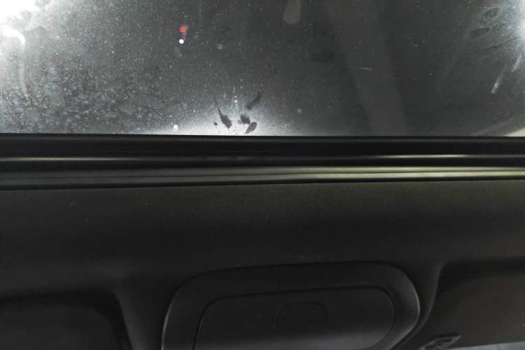 Used Cadillac XT5 2022 2.0T Two-Wheel Drive Luxury Version Headliner