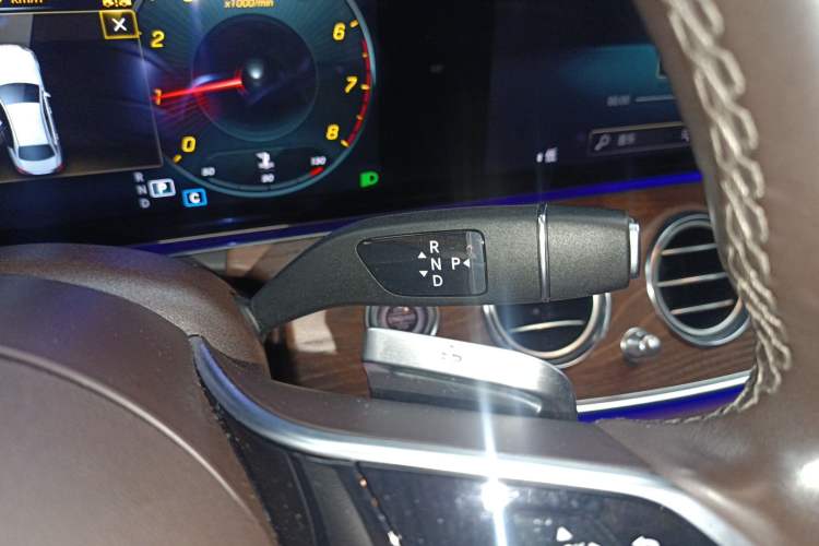 Used Mercedes-Benz E-Class 2023 Facelift E 260 L