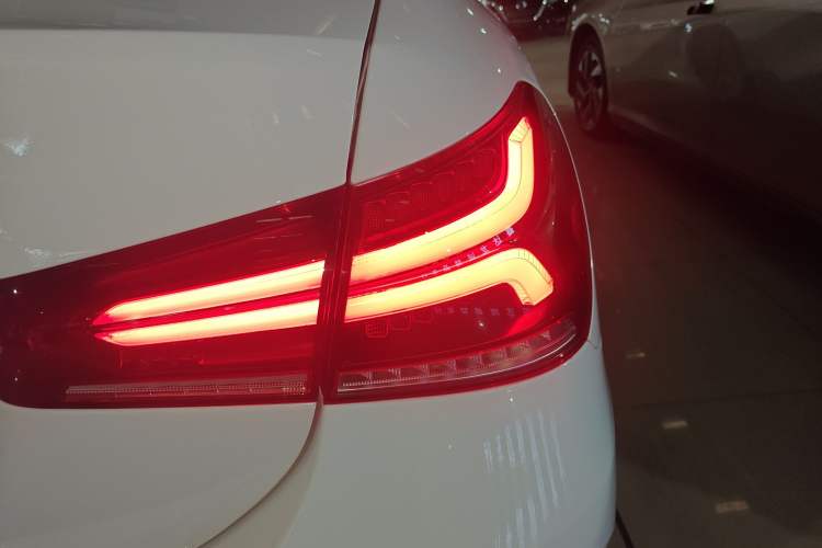 Used Mercedes-Benz A-Class 2022 Revised Version A 200 L Sport Sedan Fashionable Style