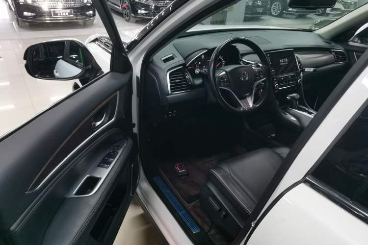 Used Honda Avancier 2020 240TURBO Two-Wheel Drive Premium Edition