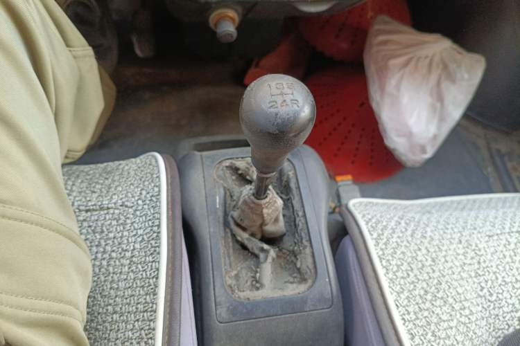 Used Wuling Rongguang 2011 1.2L Base Version