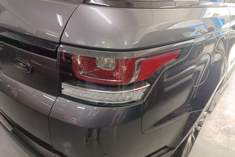 Used Land Rover Range Rover Sport 2014 3.0 SC V6 HSE DYNAMIC
