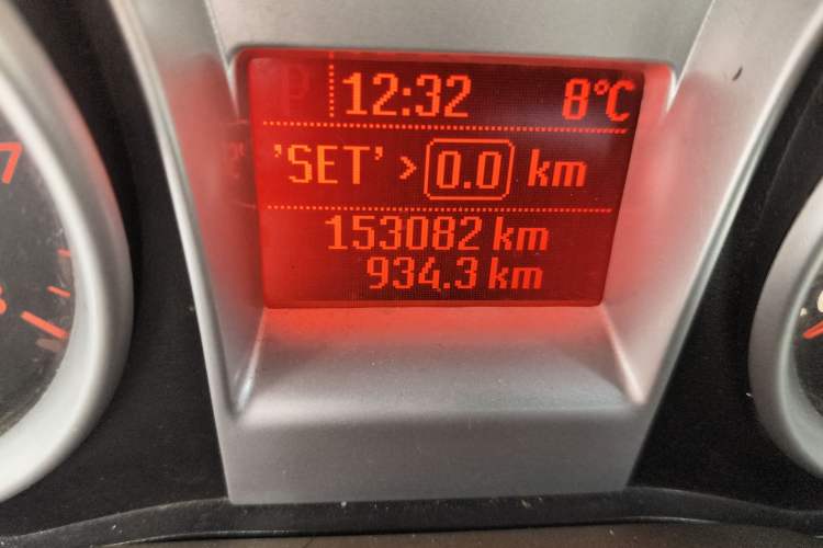 Used Ford Focus 2011 Hatchback 1.8L Automatic Fashion Edition
