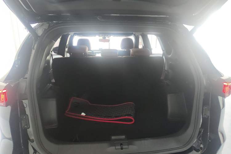 Used JETOUR X70 PLUS 2024 Champion Edition 1.5T DCT Champion MAX 5-Seater
