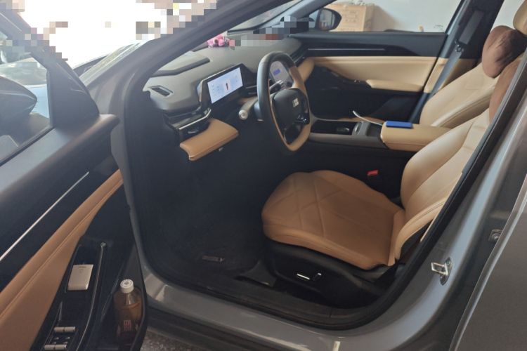 Used Geely Galaxy L6 2023 125km PLUS