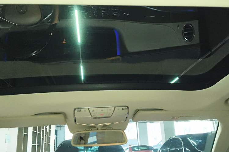 Used Mercedes-Benz S-Class 2014 S 320 L Business Model