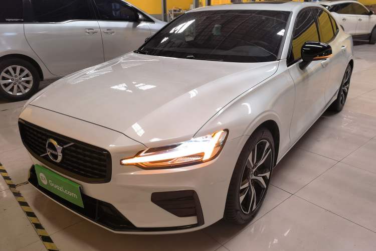 Used Volvo S60 2022 B4 Zhiyuan Sport Edition