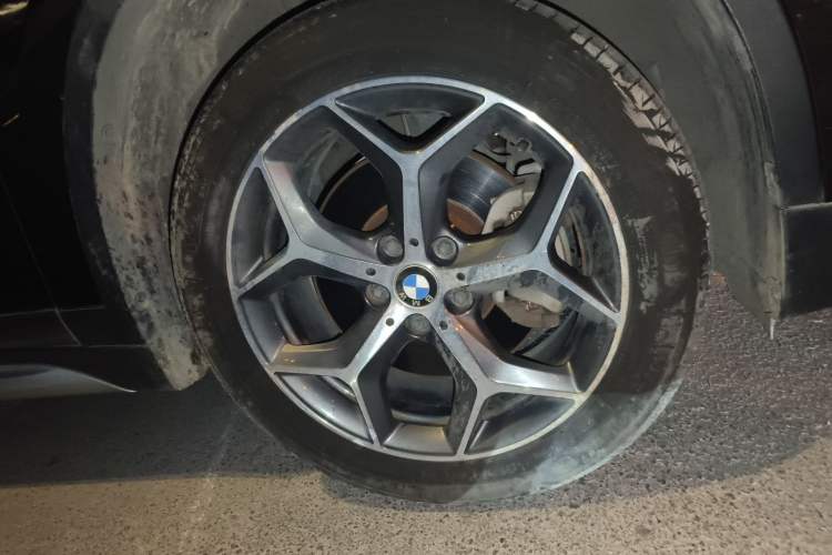 Used BMW X1 2016 sDrive20Li Luxury Model
