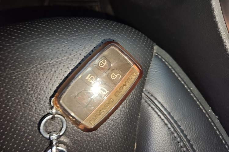 Used Land Rover Range Sport 2016 3.0 SC V6 SE Interior 1