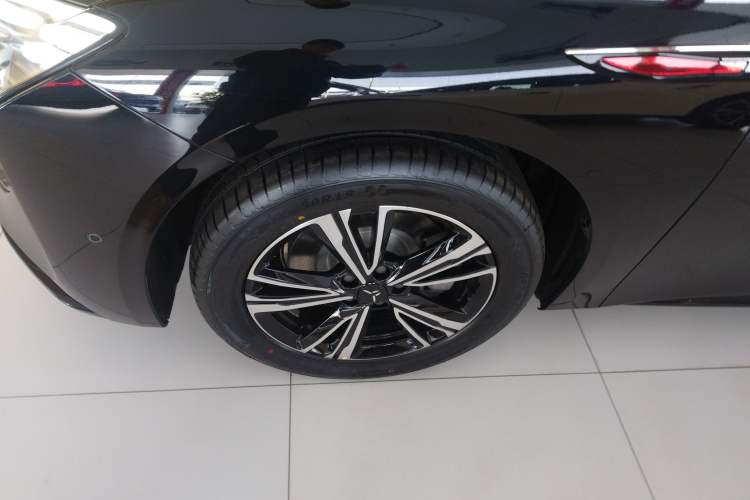 Used Hongqi EH7 2025 600 Smart Selection Edition