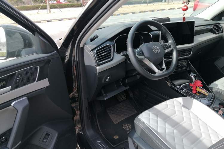 Used Volkswagen Tayron 2023 280TSI Two-Wheel-Drive Luxury Plus Advanced Version