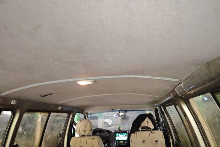 Used Jinbei Express 2017 2.0L Standard Version V19
