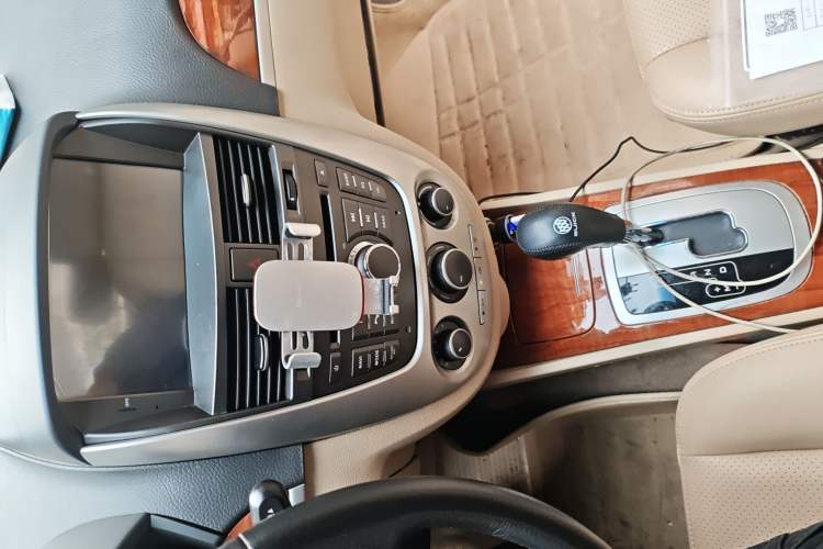 Used Buick Excelle 2013 1.5L Automatic Luxury Model Audio And AC Panel