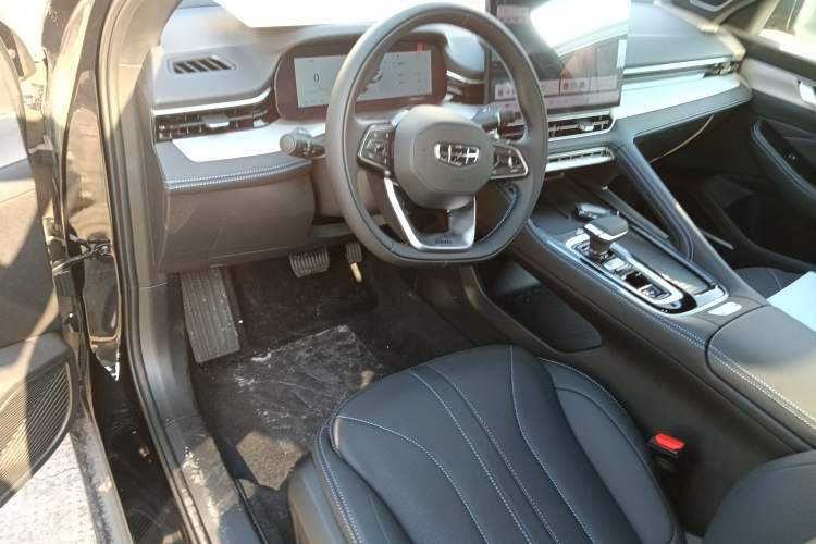 Used Geely Auto Preface 2026 Model Oriental Yao 1.5TD Fuyao Edition
