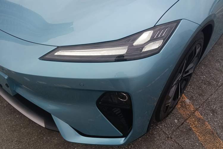 Used Deepal L07 2024 300Max Qiankun Intelligent Driving ADS SE Range-Extended Version
