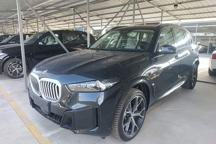 Used BMW X5 2026 Model, Facelifted xDrive 30Li Premium M Sport Night Package