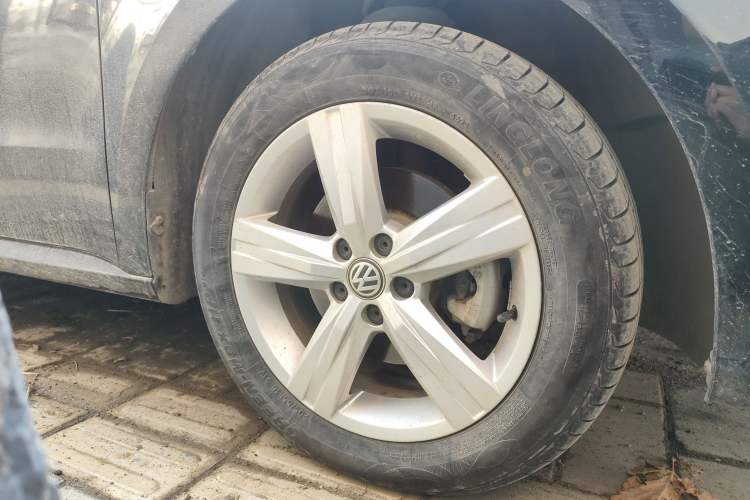 Used Volkswagen Lavida 2017 1.6L Automatic Fashion Edition
