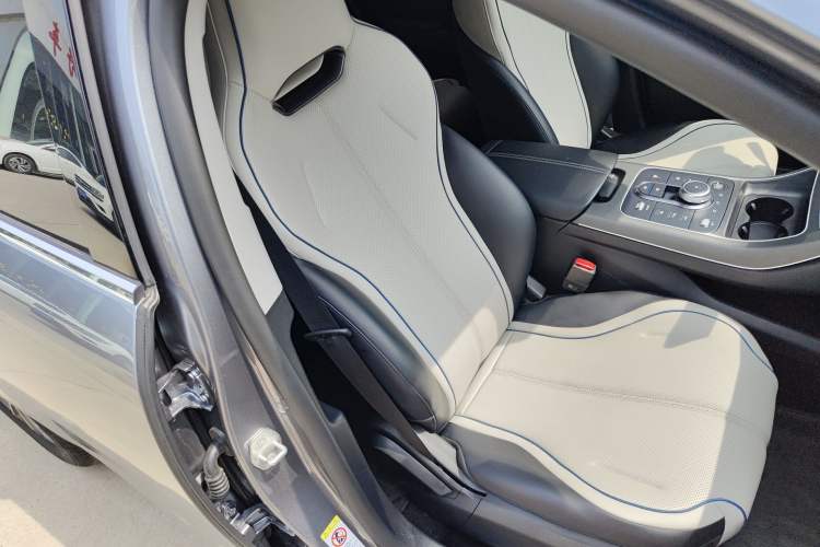 Used BYD Destroyer 05 2024 HONOR Edition DM-i 55KM Luxury Model Right Front Seat