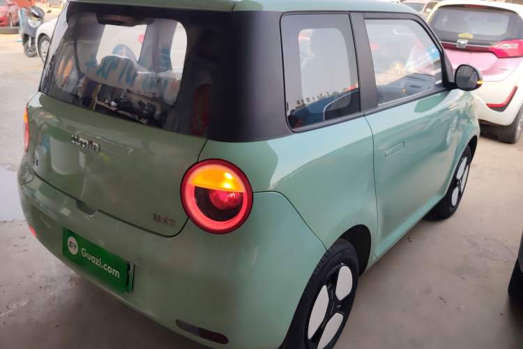 Used CHANGAN NEVO Lumin 2022 301km Honey-Sweet Version Rear Right 45 Deg