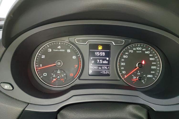 Used Audi Q3 2016 30 TFSI Collector's Edition Comfort Model
