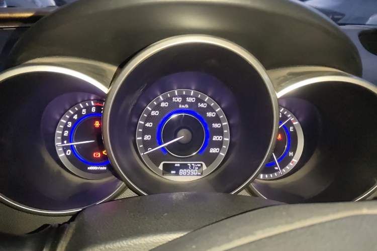 Used CHANGAN Eado 2015 1.6L Manual Luxury Model China IV Standard