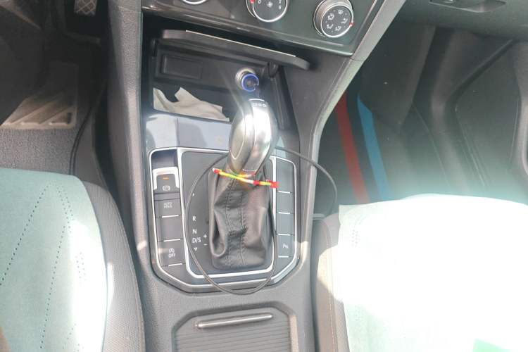 Used Volkswagen Golf Sportsvan 2016 230TSI Automatic Trend Edition
