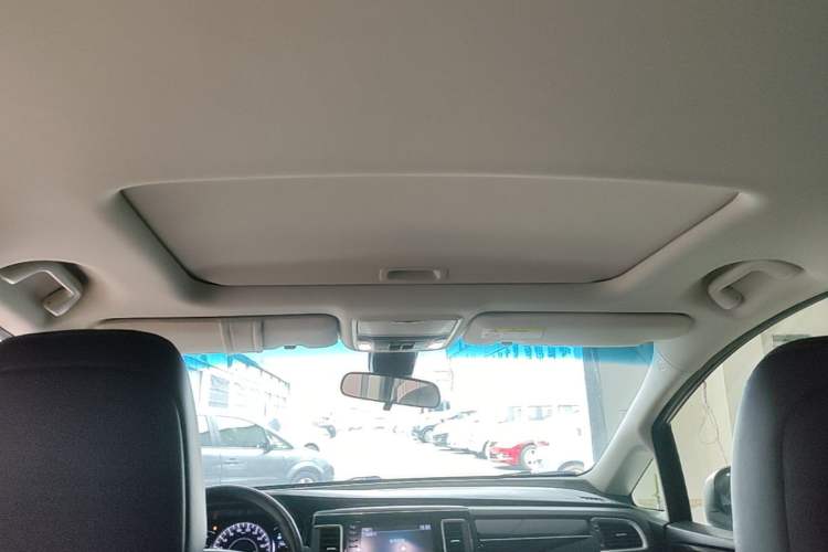 Used Honda Elysion 2019 2.0L Hybrid Luxury Edition Headliner