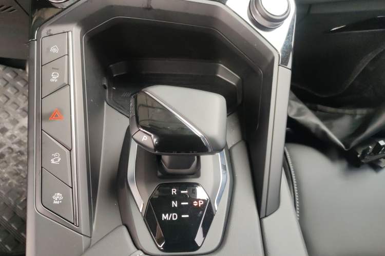 Used Lynk & Co 06 2023 Remix 1.5T JinPro
