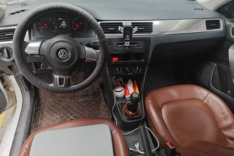 Used Volkswagen Santana 2015 1.4L Manual Fashion Edition