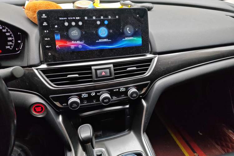 Used Honda Accord 2022 260TURBO Phantom Night · Prestige Edition Audio And AC Panel